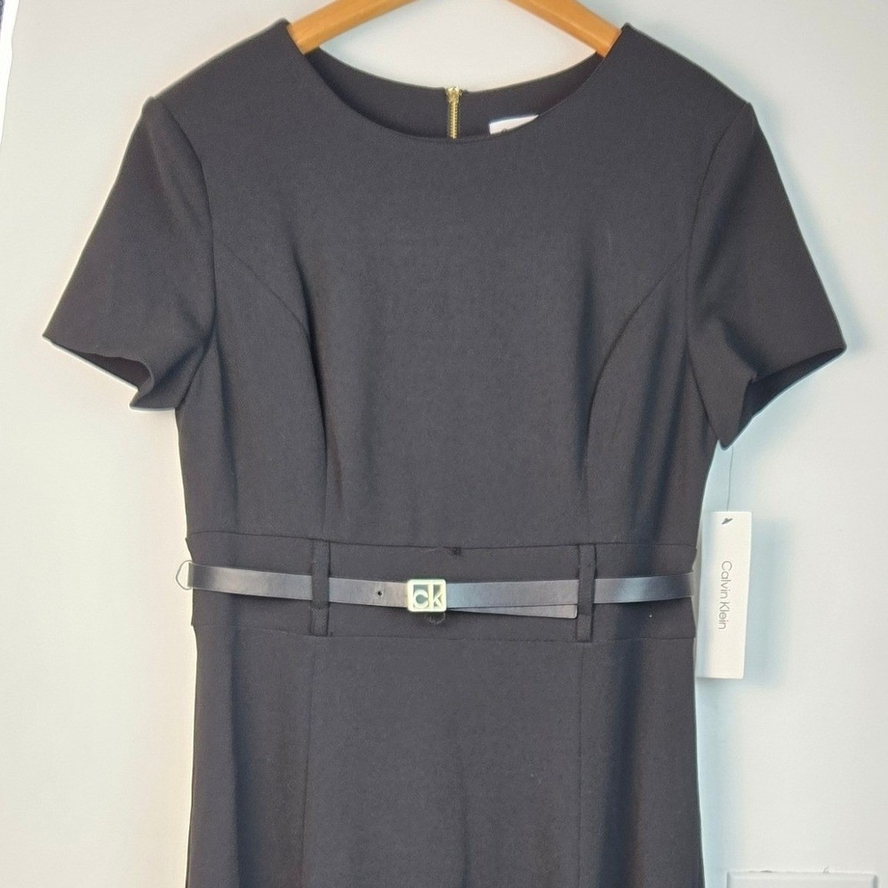 NWT Calvin Klein Black Belted A-Line Midi Dress Short Sleeve Gold Zip 10 - Picture 5 of 16